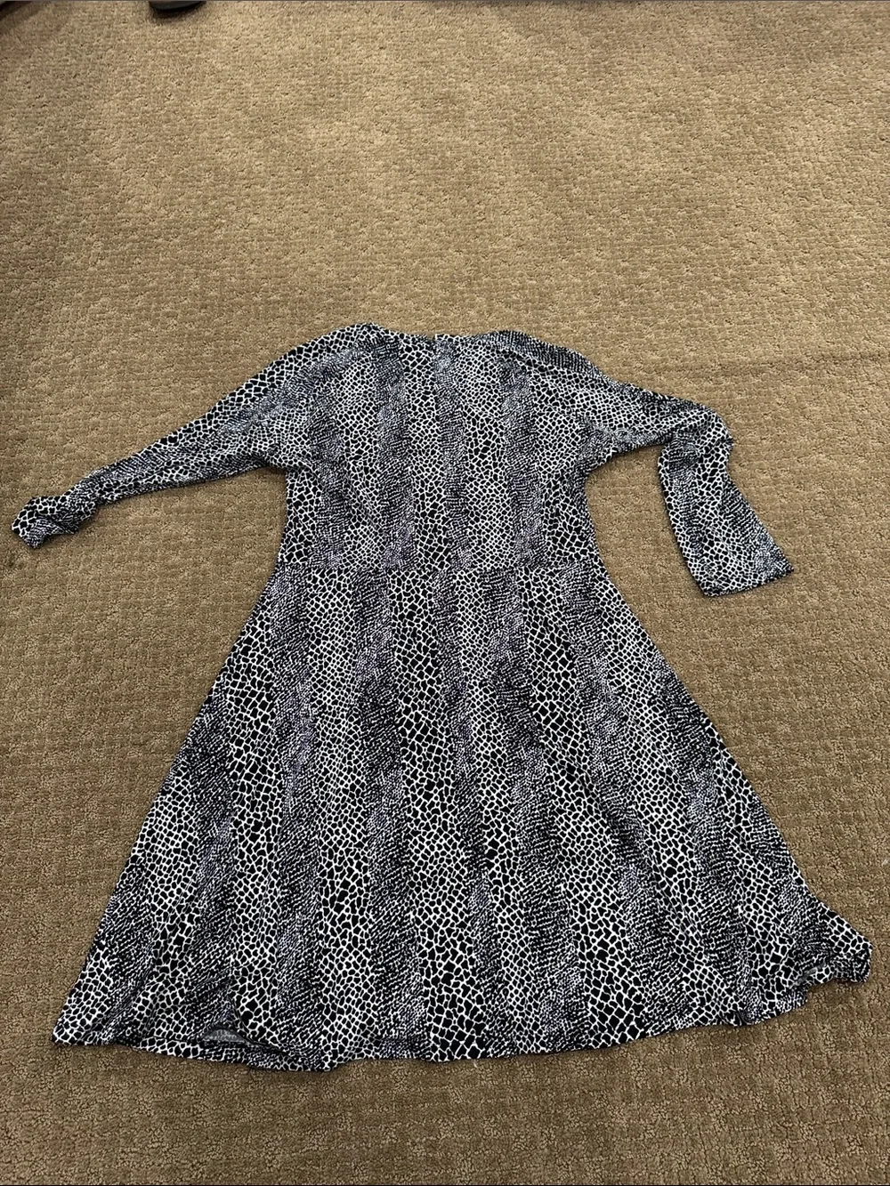 Michael Kors Black and White Printed Long Sleeve dress